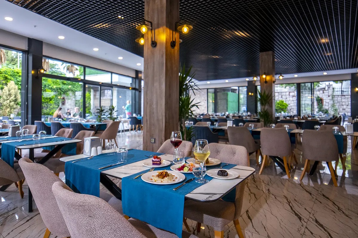 CİTY POİNT BEACH AND SPA HOTEL