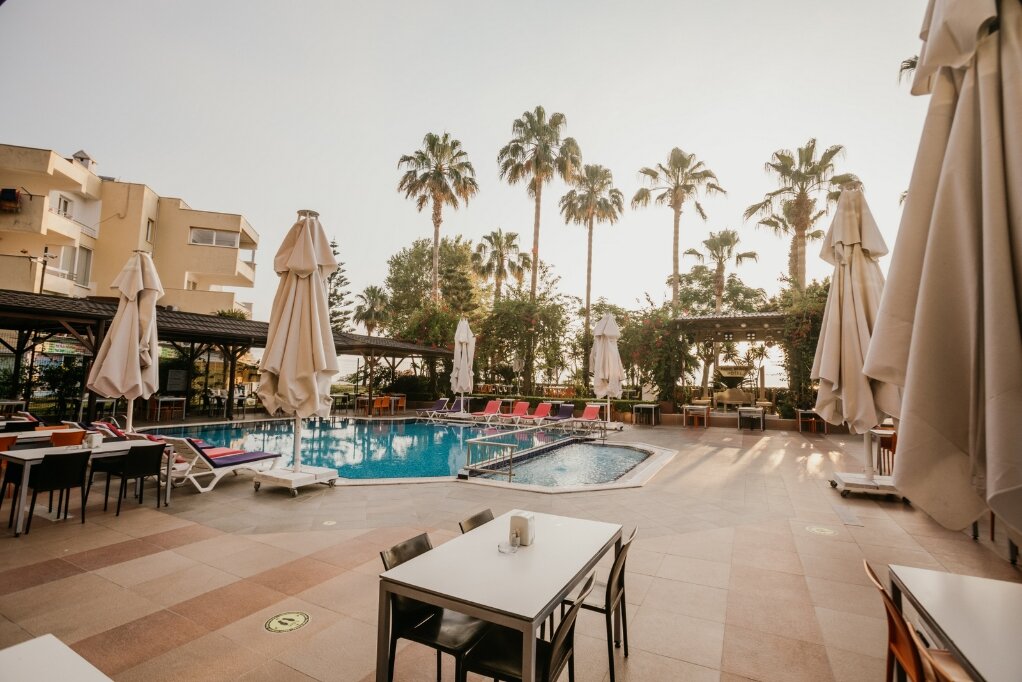 Fame Residence Beach Park